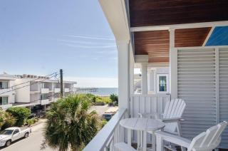 Greensboro Getaway by Bryant Real Estate - Wrightsville Beach - 8