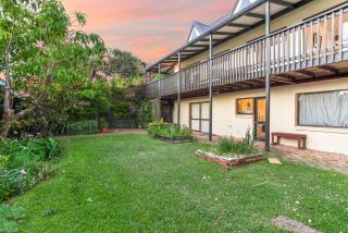 Family Sunset Retreat with Sea Views - Auckland - 5