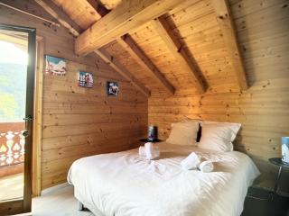 Résidence Ch. Col De La Lune - Grand chalet avec terrasse et jacuzzi MAE-4544 - Les Allues - 2
