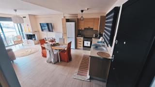 Beachfront Penthouse with Seaview - Calcide - 1