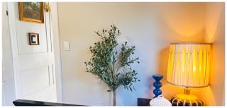 The Stays - Private Cozy 2BHR Apt on main floor - 3