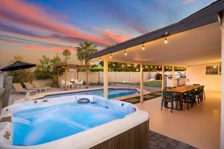 Good Vibes Pool Hot Tub Putt Putt Pool Table - Scottsdale - 6