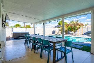 Good Vibes Pool Hot Tub Putt Putt Pool Table - 4