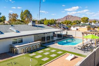Good Vibes Pool Hot Tub Putt Putt Pool Table - 3