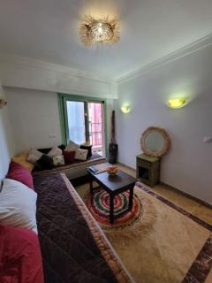 Appartement in der berühmten YSL Street seulement à 1 personne ou couple marié ou touristes étrangers - Marrakech - 6