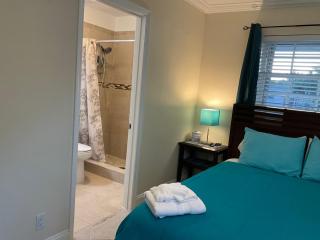 Cozy Guest Room - Pompano Beach - 1