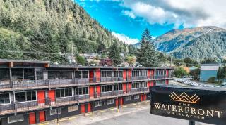 Waterfront on Glacier - Juneau - 0