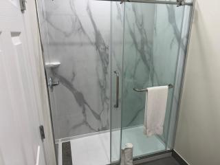 Lakeside Inn and Suites - 3