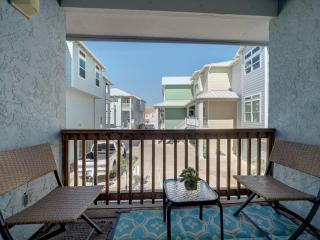 Couples Retreat Pool Steps to Beach Boat Slip - Padre Island - 6