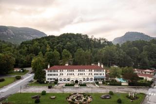 Lake Lure Inn and Spa - 0