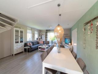 Holiday home with sauna near beach - Wemeldinge - 1