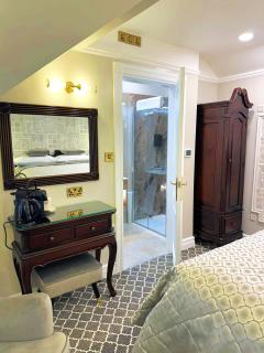 Riverside Inn - 2