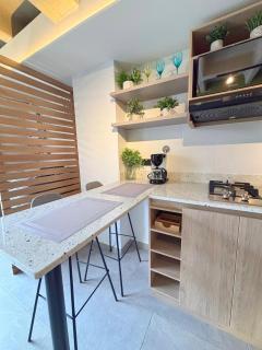 c202 - Loft, hab1, baño 1, 1tv, sofacama, wifi - La Ceja - 4