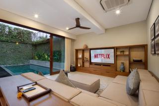 Kolila Villa Seminyak by Ini Vie Hospitality - 4