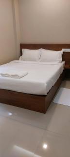 ISHAz ROOMS - Cochin - 5