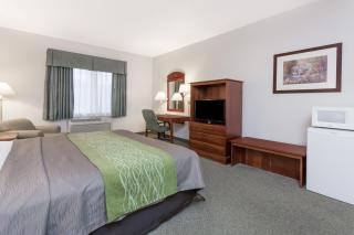 Days Inn by Wyndham Pentwater - Pentwater - 3
