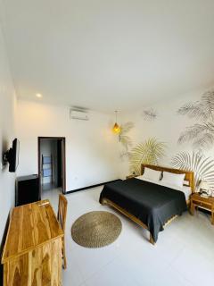 Unique Canggu Guest House - Canggu - 3