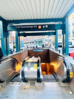 Completely Private 2 BR Apt with Backyard in LIC !!! - 2