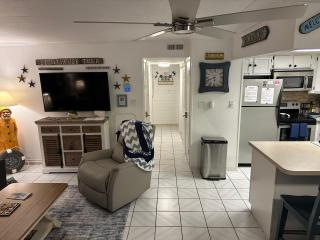 Captain's Quarters - 7