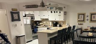 Captain's Quarters - Ocean City - 5