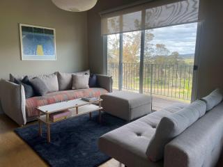 Moonrise Hill - Sedgwick - 4