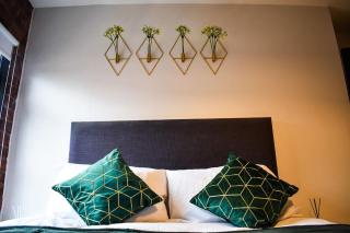 New York Apartments - 7