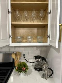 Luxury 4BR,2B Home, Hot Tub, Near DFW Airport, Modern Comfort Awaits - 6