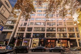 Stylish newly renovated 1 BR Apt on the modern Abashidze street - Tbilisi - 1