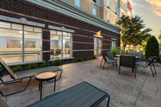 Hampton Inn & Suites Saginaw - Saginaw - 7