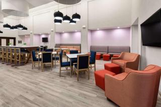 Hampton Inn & Suites Saginaw - Saginaw - 5