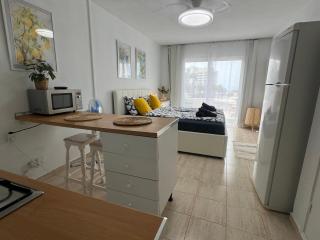 Lemon Beach Tenerife Holiday Apartment Las Americas - Csta Adje - 5