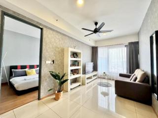 Tropicana 218 Macalister #Homely #Georgetown #Infinity Pool #Near island hospital #6pax #2BR 2bath #2Queen 2Single #Quality well maintained #Private host - George Town - 9