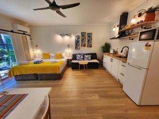 Deluxe Private Apartment- In Ramada Resort - Full Kitchen - - Port Douglas - 3