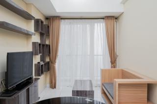 Comfortable 1BR at Casa de Parco Apartment By Travelio - Tangerang - 9