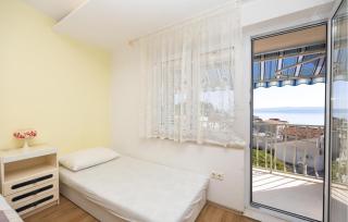 1 Bedroom Nice Apartment In Dugi Rat - Dugi Rat - 4