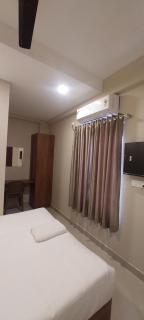 ISHAz ROOMS - Cochin - 4