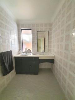 Surf Stay - Singleton - 9