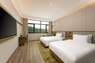 Holiday Inn Jiuhua Mountain Hot Spring by IHG - 2