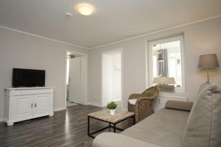 Ferienwohnung im Bäderstil mit Wintergarten - Villa Maria FeWo Maja 36 - Göhren - 6
