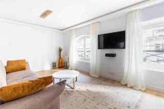 Invalides Palais Bourbon Luxueux Appartement 4P - París - 8