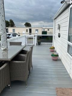 E3 2 BED DELUXE SANDFIELD NEXT To THE GOLDEN PALM - Chapel Saint Leonards - 5