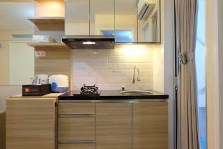 Clean 2BR Bassura City Apartment By Travelio - Jacarta - 6