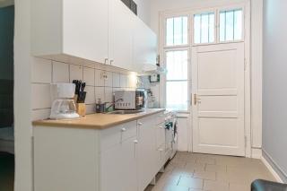 Antique Chic 2BR Apt Getaway in a Historic Setting - Wenen - 4