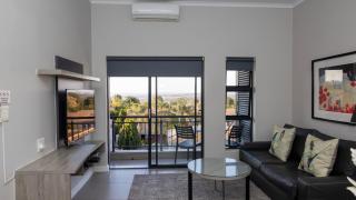 Charming 1-Bed Apartment Stylish & Fully Equipped - Joanesburgo - 0