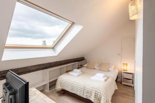 Heart of Saint-Germain only 3 minutes from the Amaizing Luxembourg Gardens - Parijs - 0