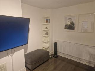 modern cozy one bedroom flat - Londra - 4