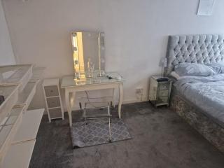 modern cozy one bedroom flat - Londra - 3