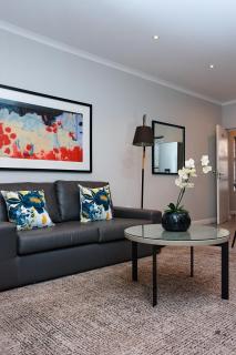 Elegant Fully Kitted 1-Bedroom Apartment - Joanesburgo - 6