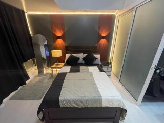 La Primera Deluxe - 8