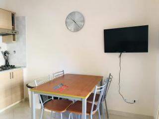 Pizzo Beach Club one bed Apartments 128G - Pizzo - 6